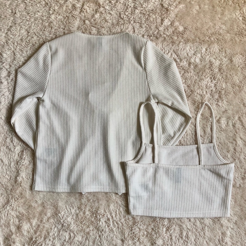 H&M Matching Two-Piece Top Set - Picture 6 of 9